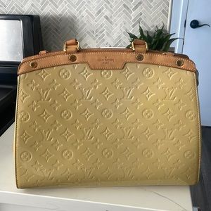 Louis Vuitton Bréa Patton leather Handbag